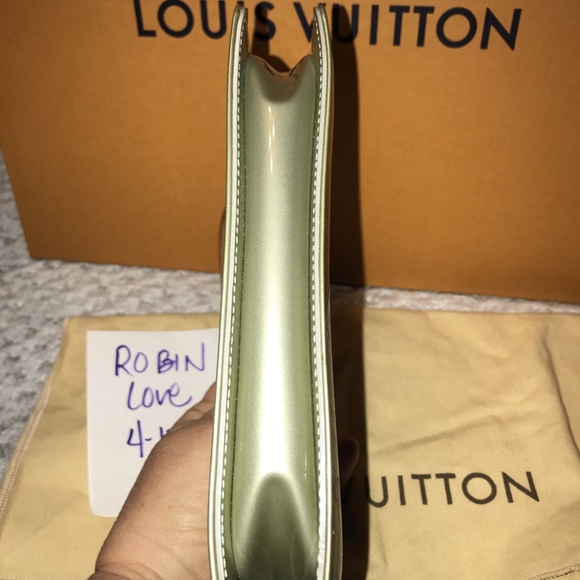 Louis Vuitton Lexington with Dustbag and Chain - Picture 8 of 8